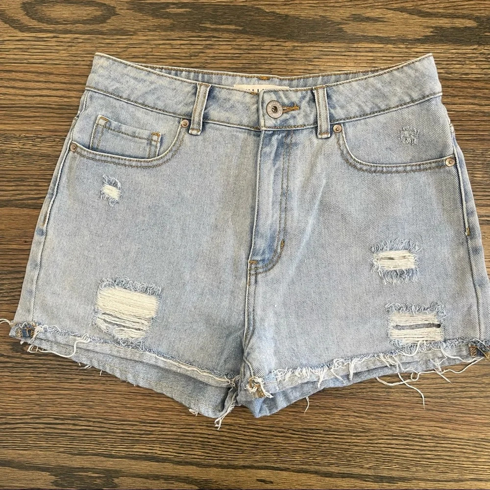 Pacsun Bullhead distressed denim high waist mom shorts size 9
